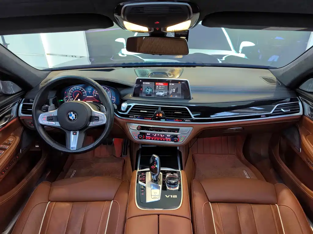 BMW 7 SERIES