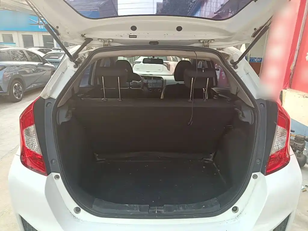 Honda Fit — миниатюра 19