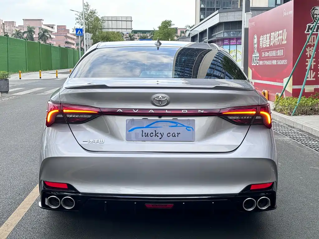 Toyota Avalon — миниатюра 6
