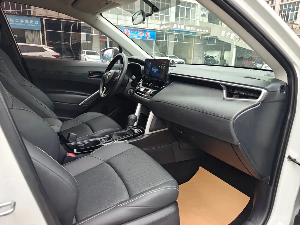 Toyota Frontlander 2024 2.0L CVT Elite