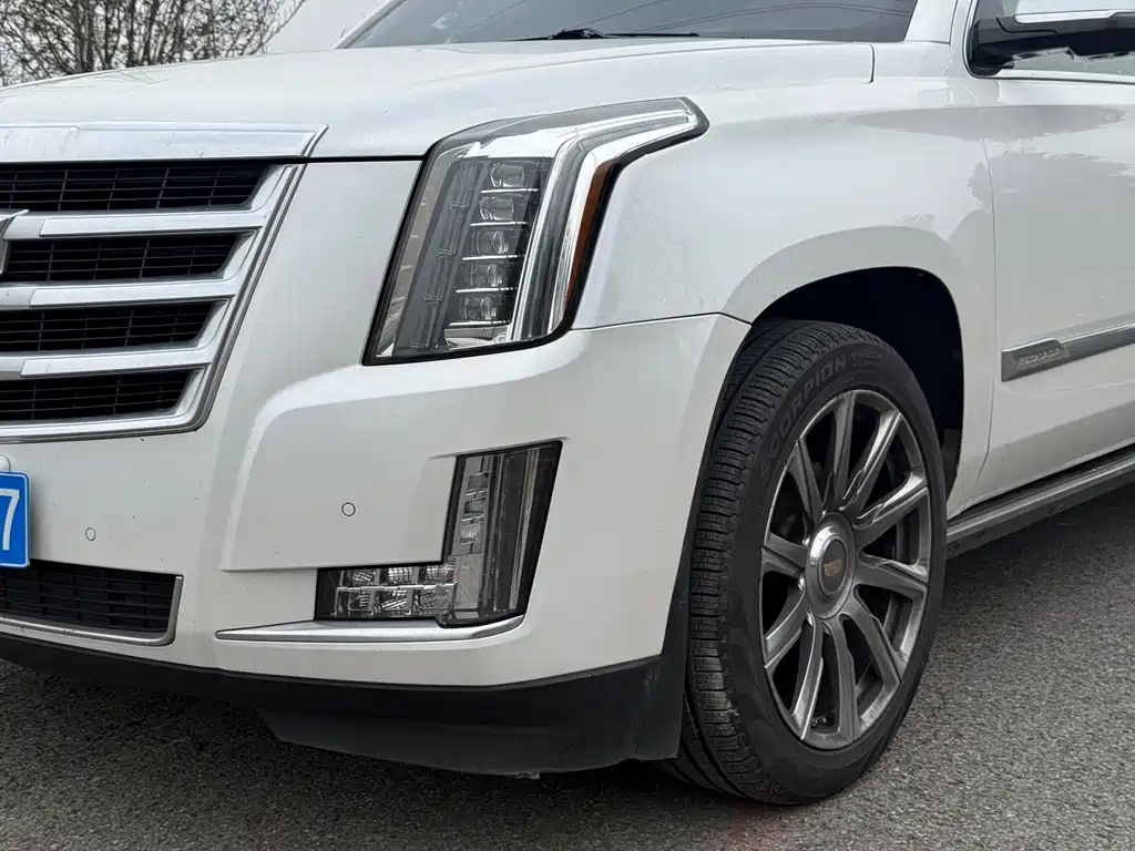 CADILLAC ESCALADE ESCALADE