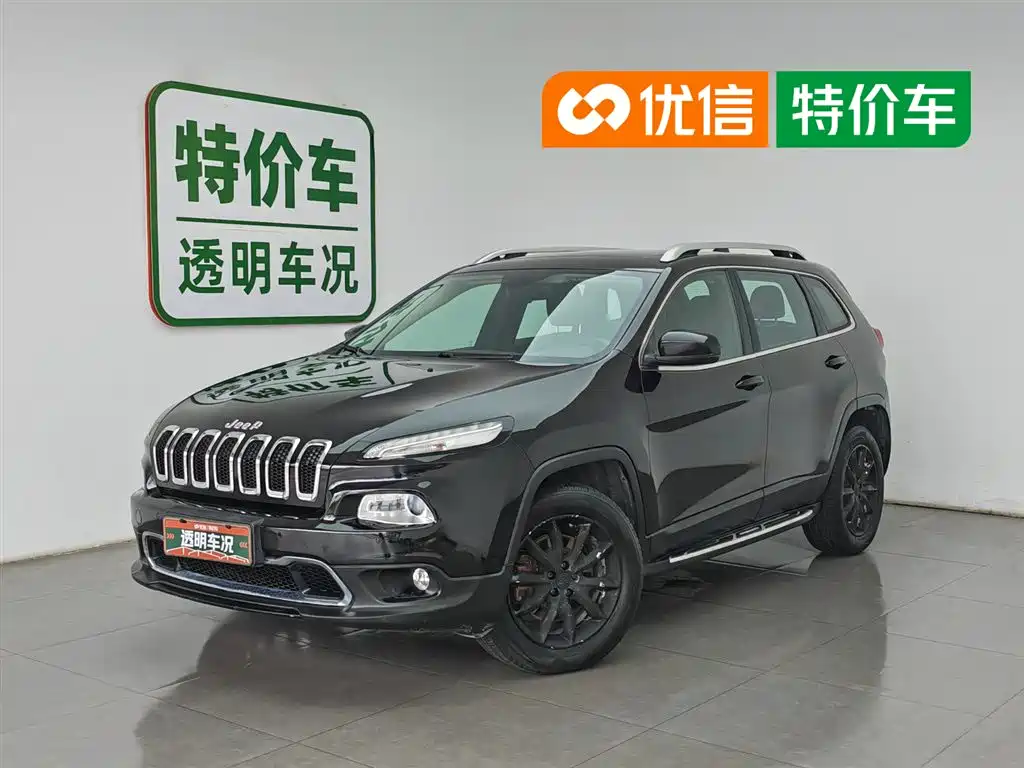 Купить Jeep Cherokee