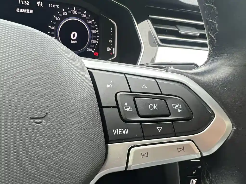 VOLKSWAGEN MAGOTAN GTE PLUG IN HYBRID