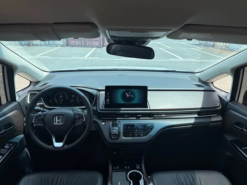 Honda Odyssey 2024 2.0L e:HEV