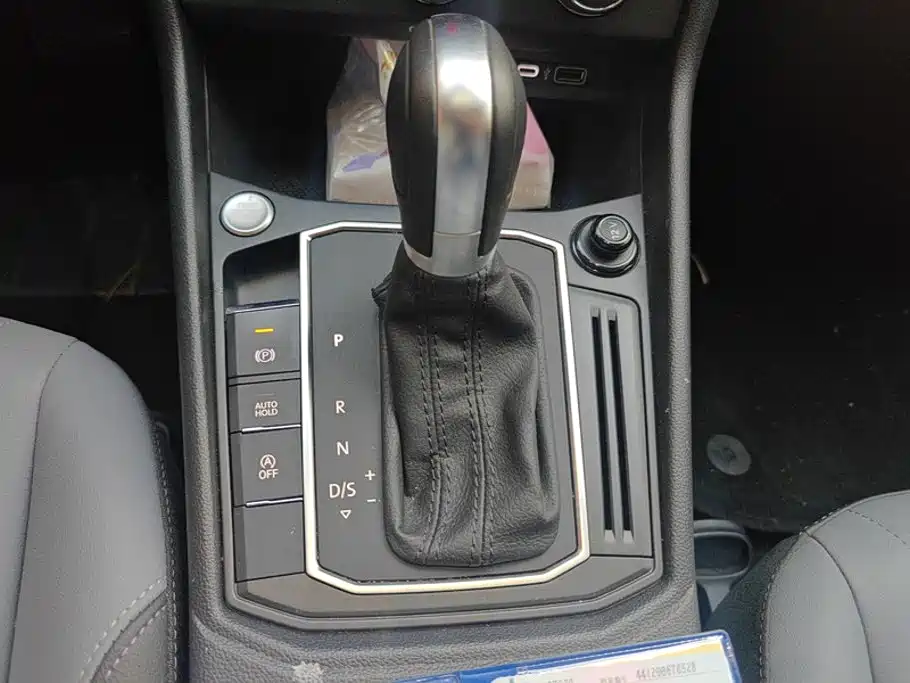 Volkswagen Lavida — миниатюра 16