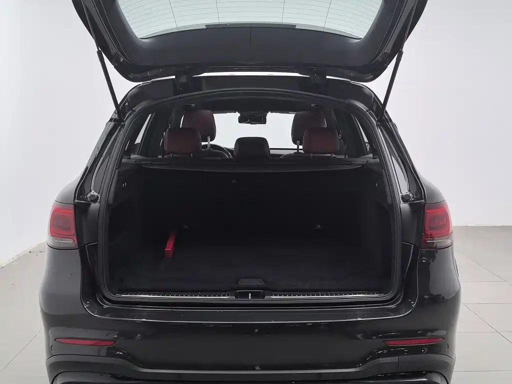Mercedes-Benz GLC AMG — миниатюра 16