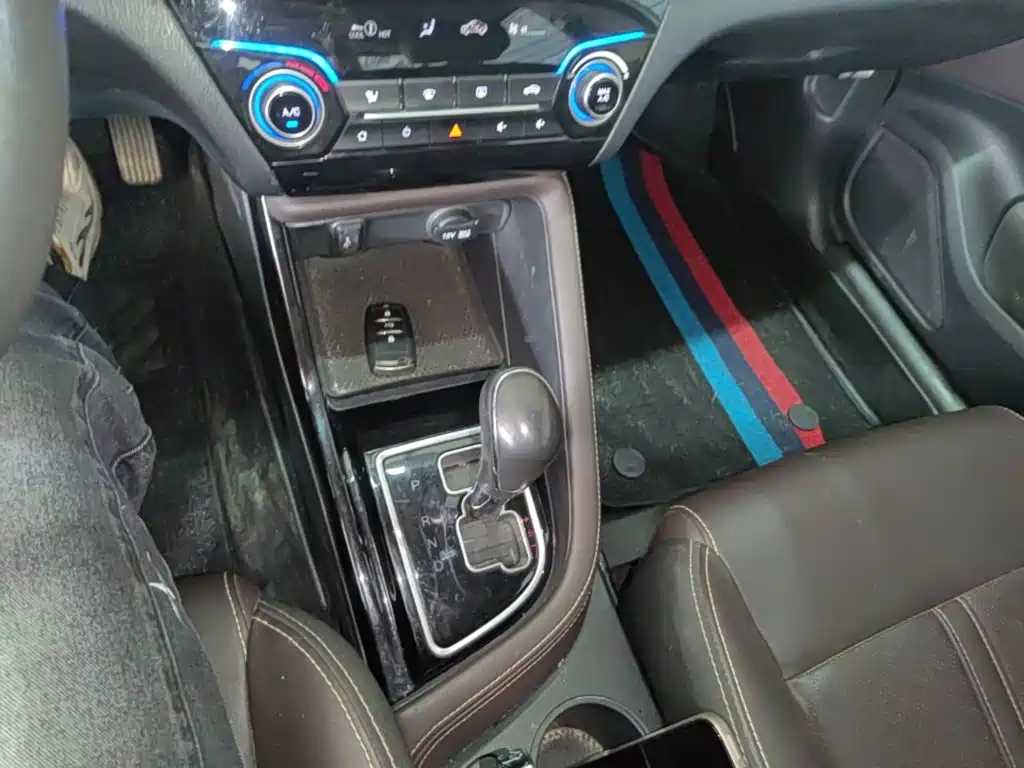 Changan Eado DT — миниатюра 14