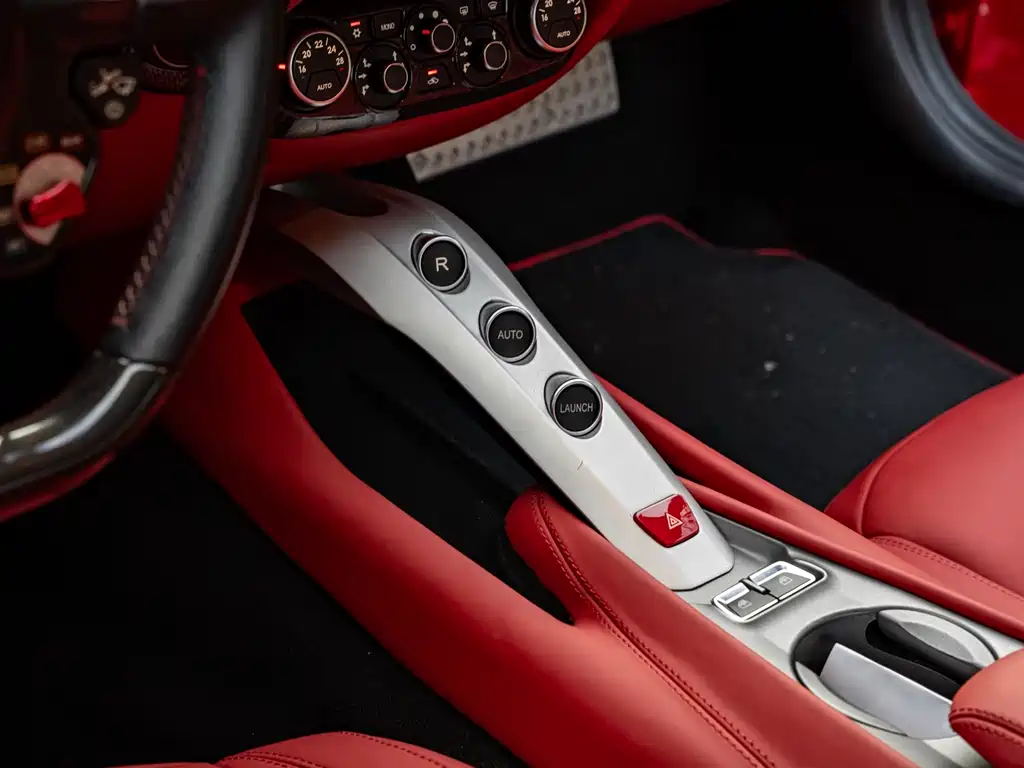 Ferrari F12berlinetta 2013 6.3L
