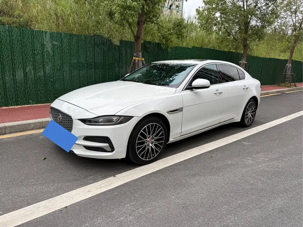 Jaguar XEL