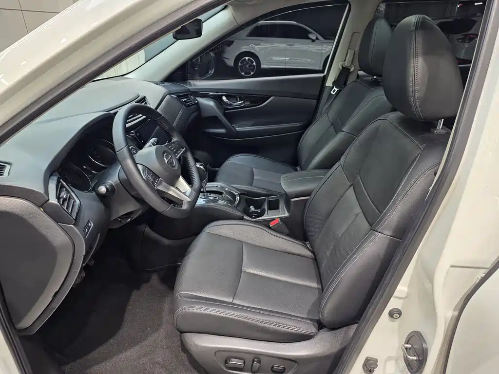Nissan X-Trail — миниатюра 10