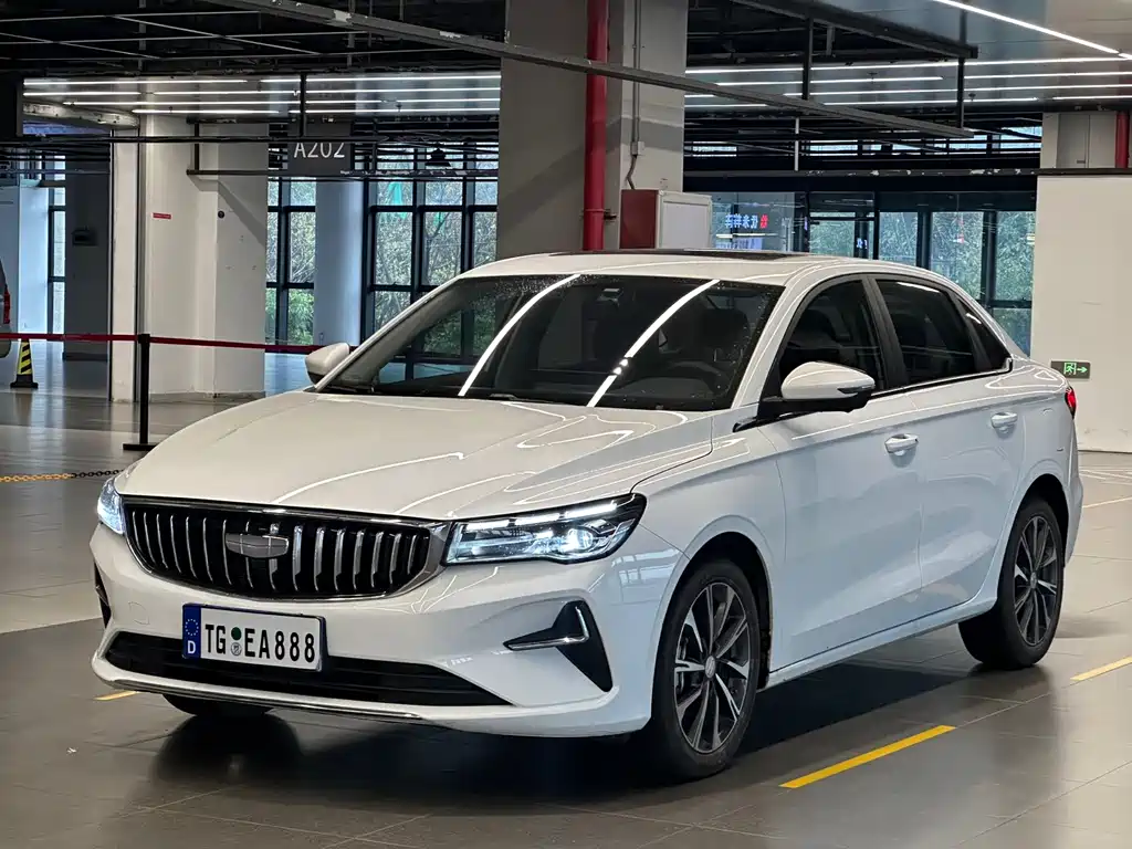 Geely Emgrand 2025