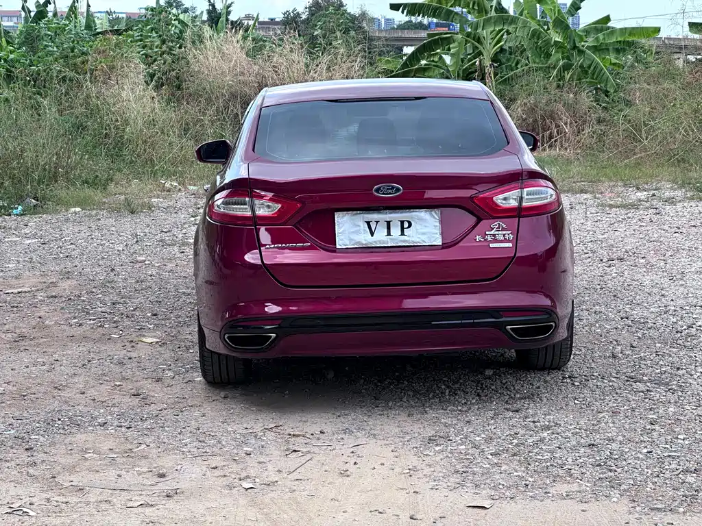 Ford Mondeo — миниатюра 15