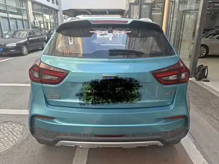 Geely Vision X3 — миниатюра 7