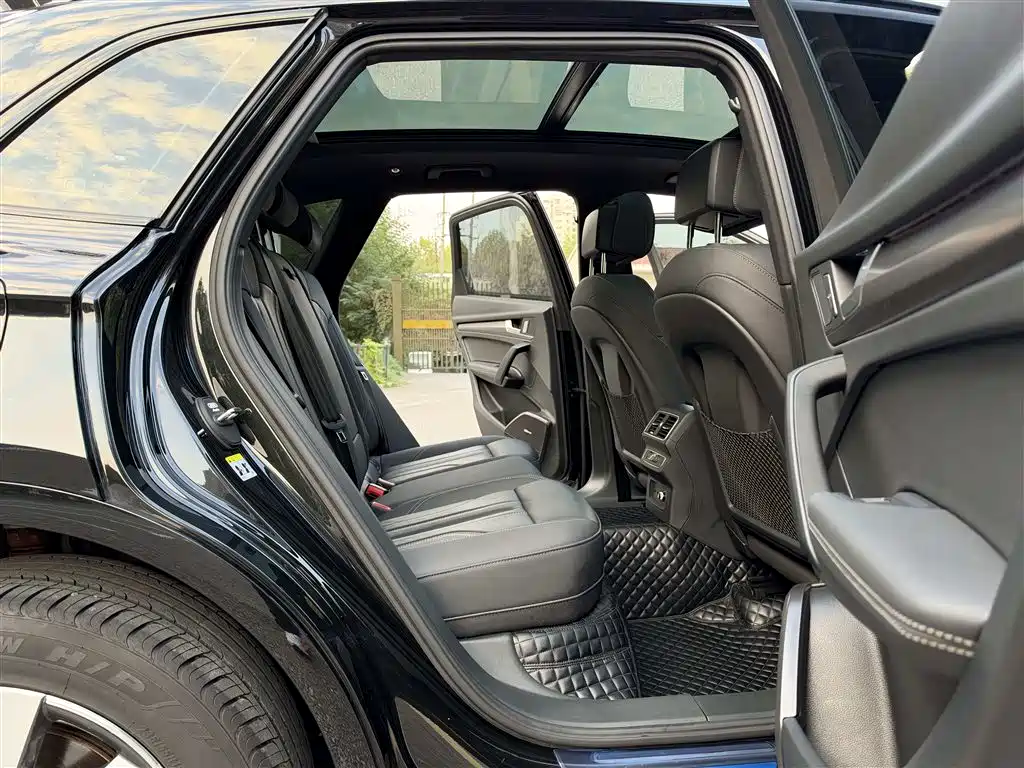 Audi Q5L — миниатюра 20