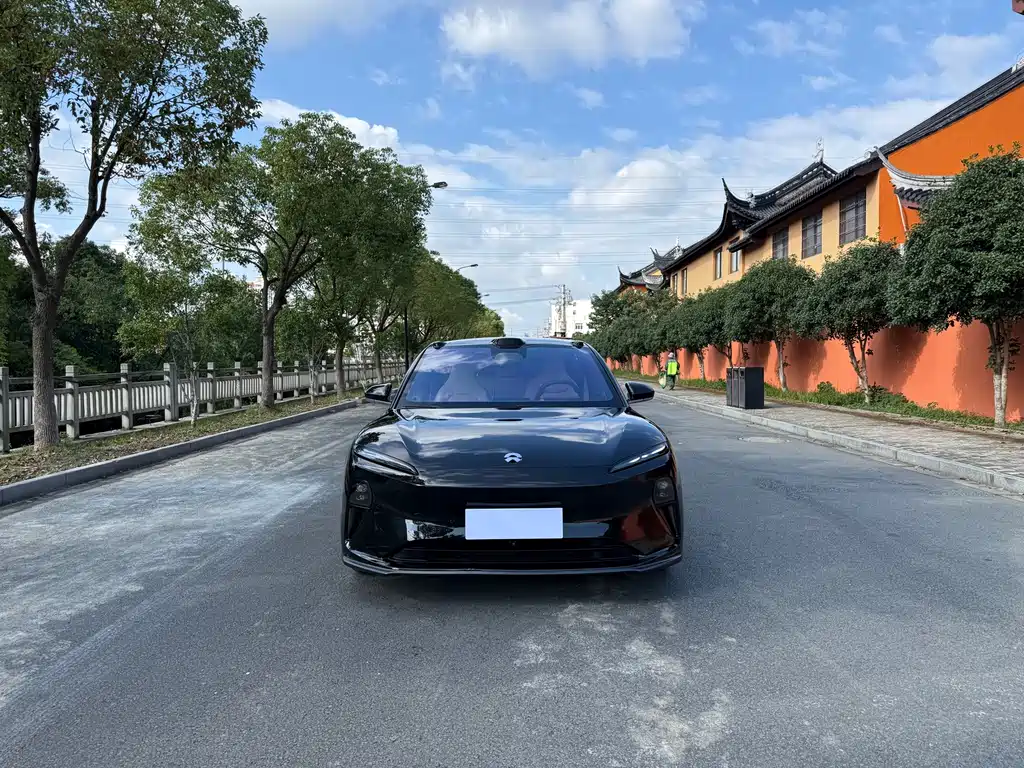 NIO ET5T — миниатюра 2