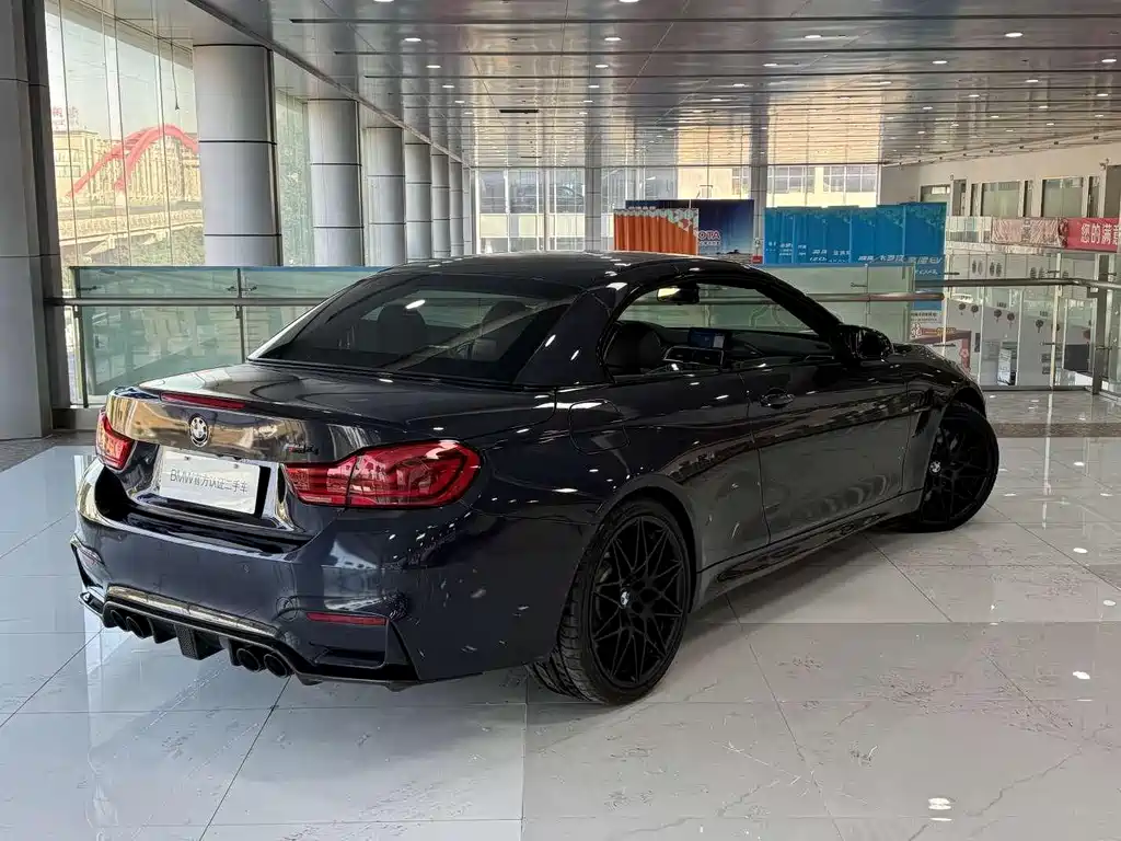 BMW M4