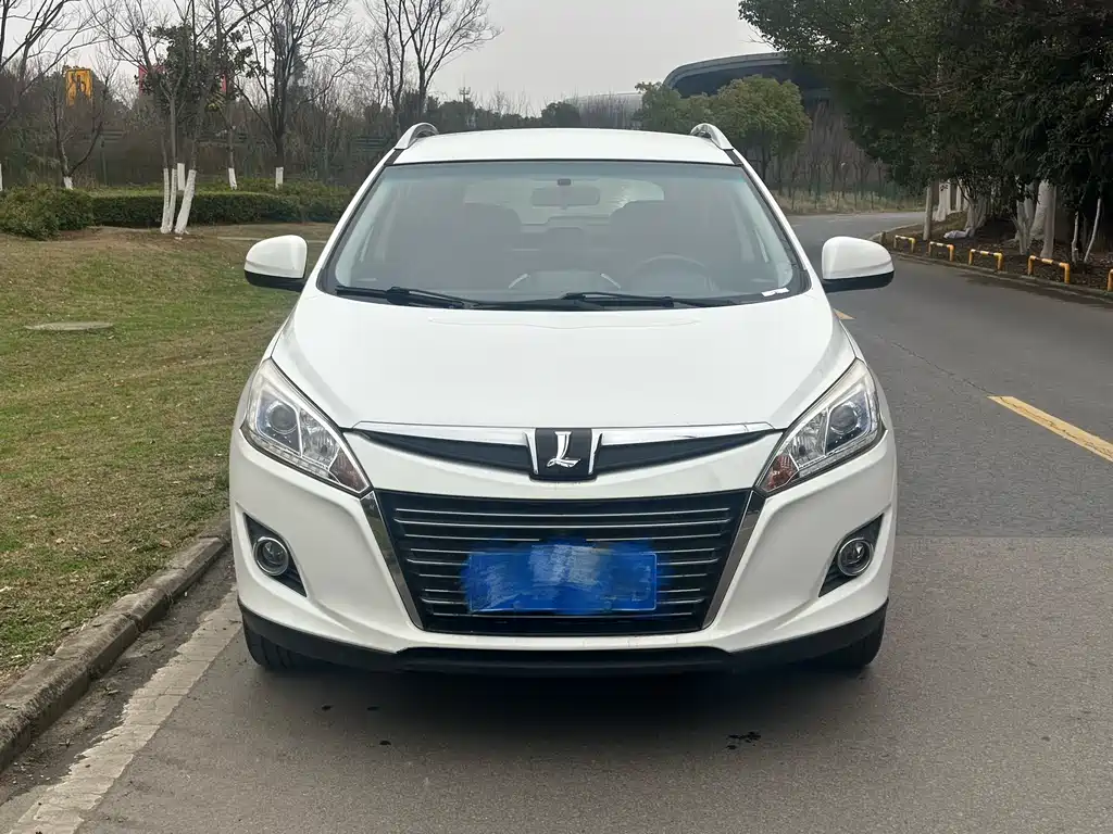 LUXGEN EXCELLENT 6 SUV