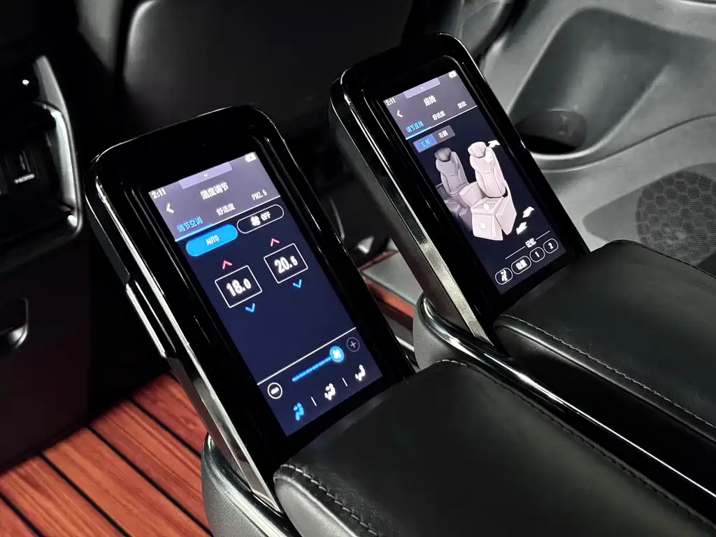 Toyota Alphard — фотографии объявления, Фото 31