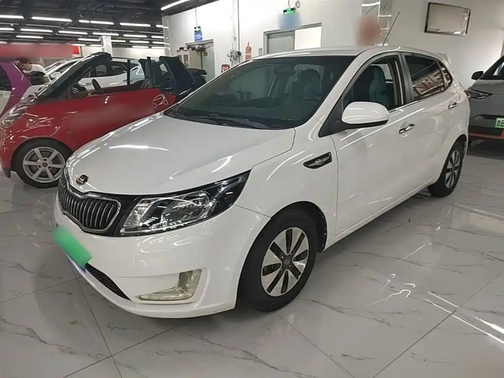 Kia K2 2014