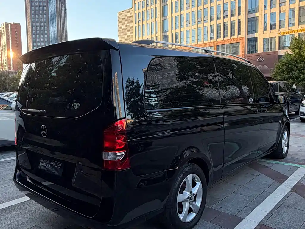 Mercedes-Benz Vito — миниатюра 9