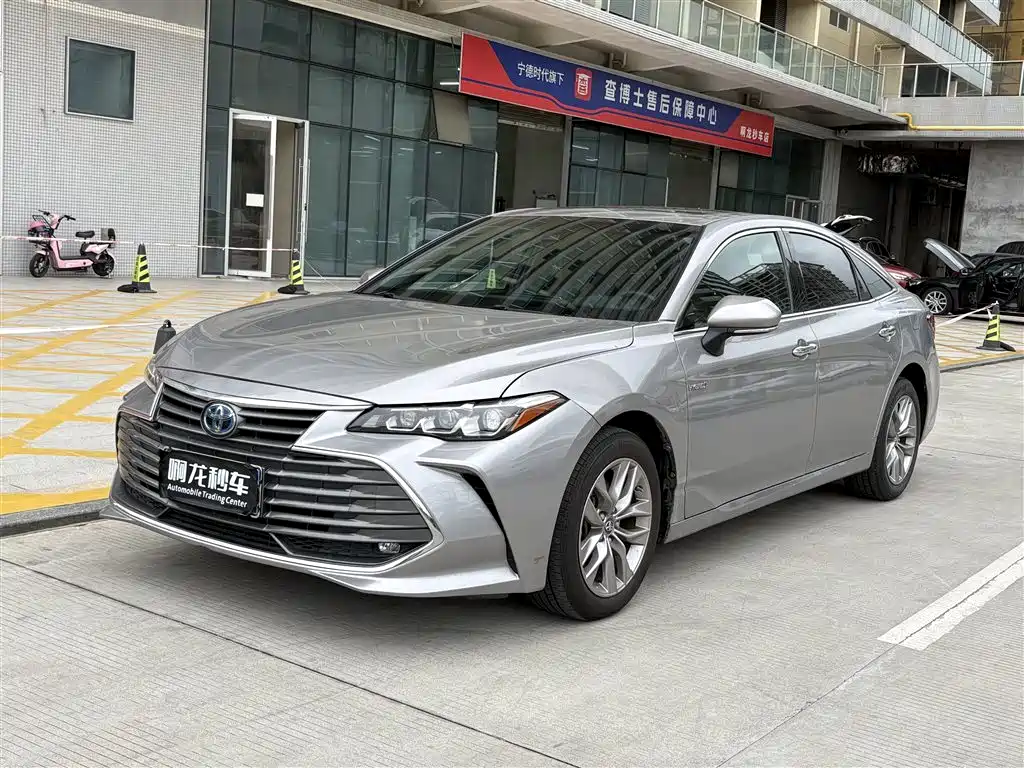 Toyota Avalon 2020