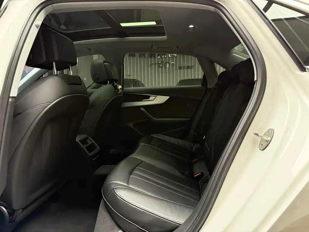 Audi A4L — миниатюра 19