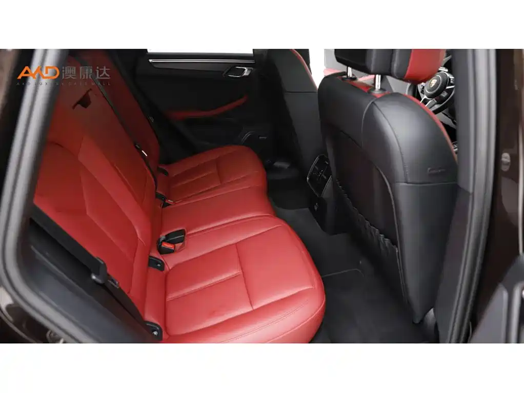 Porsche Macan — миниатюра 8