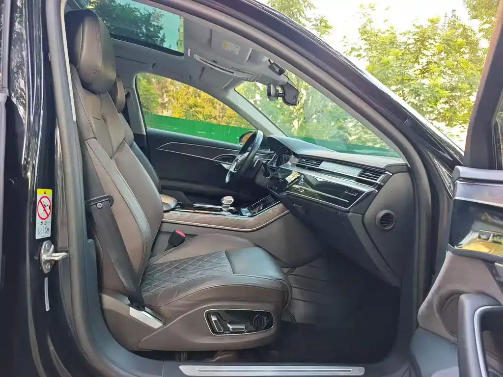 Audi A8 2021 A8L 50 TFSI quattro Comfort