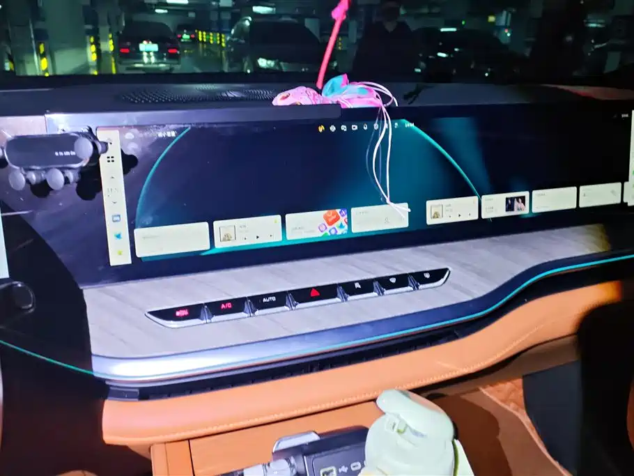 WEI PAI WEI BRAND BLUE MOUNTAIN