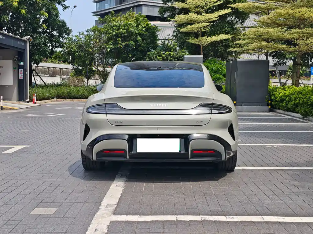 Xiaomi SU7 — миниатюра 3