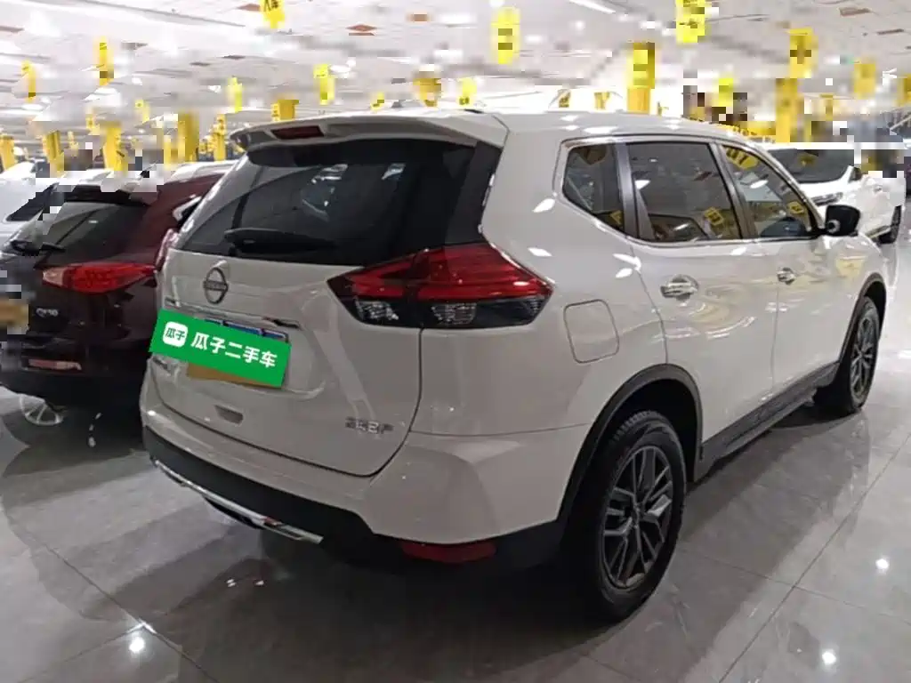 Nissan X-Trail — миниатюра 7