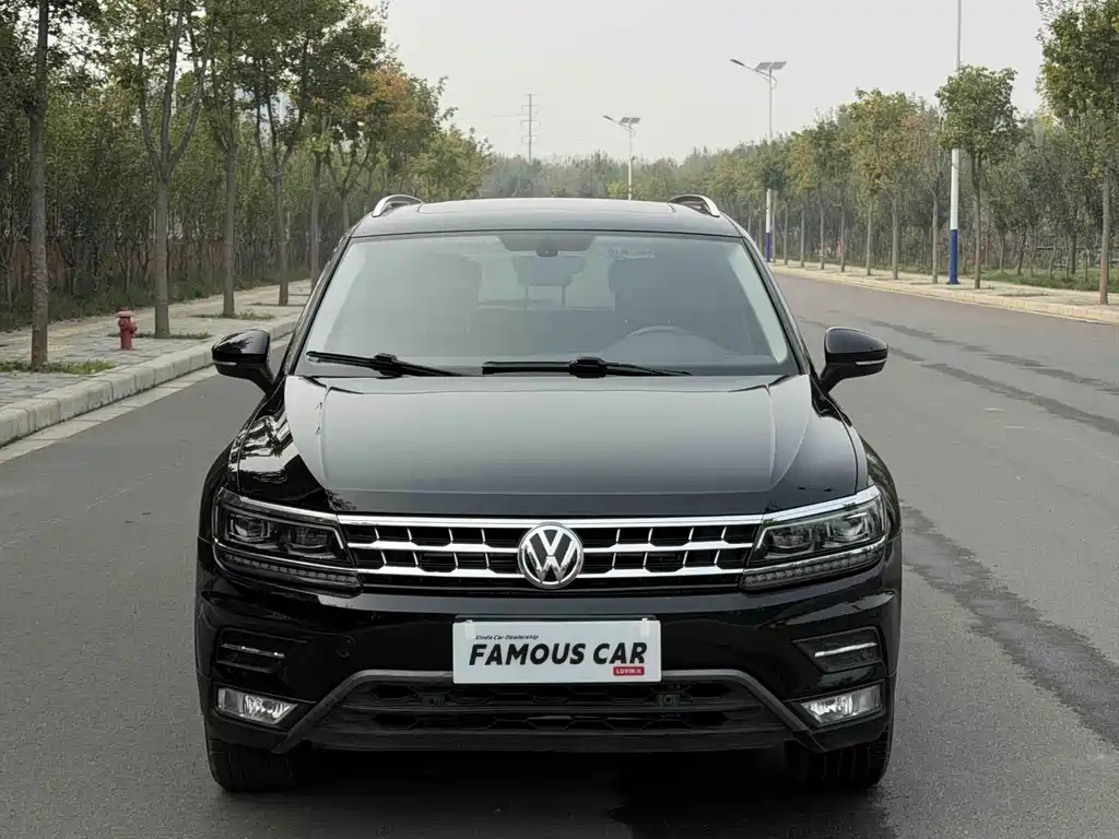 Volkswagen Tiguan L — миниатюра 2
