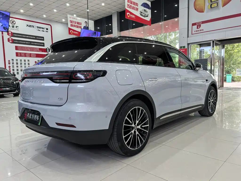Leapmotor Leapmotor C11 — миниатюра 6