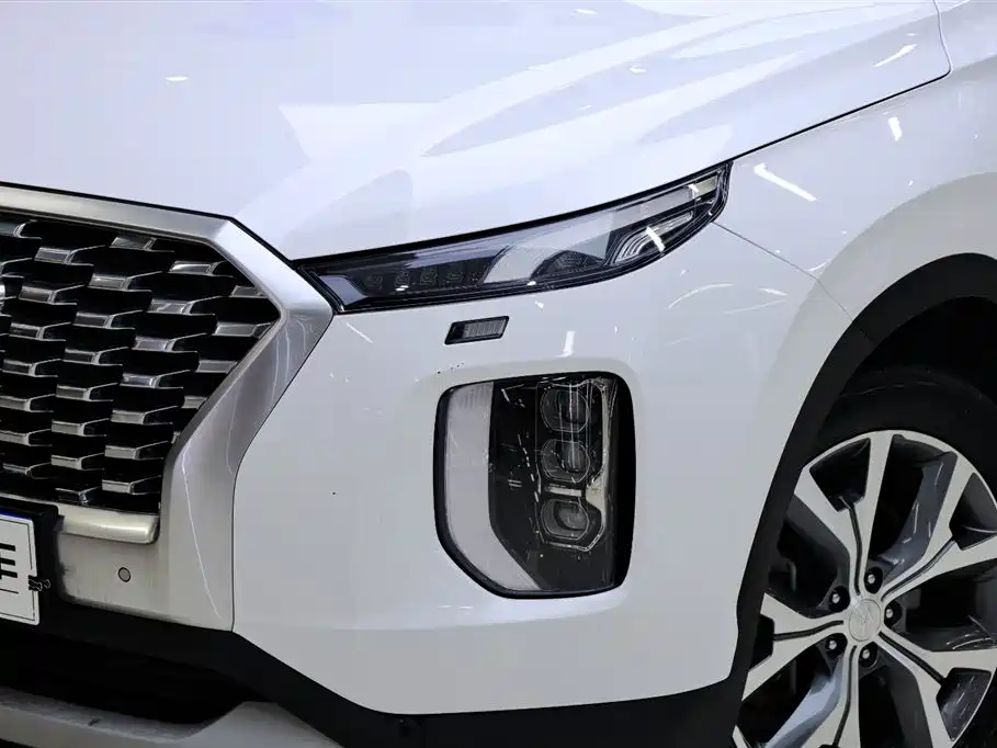 HYUNDAI PARISTI