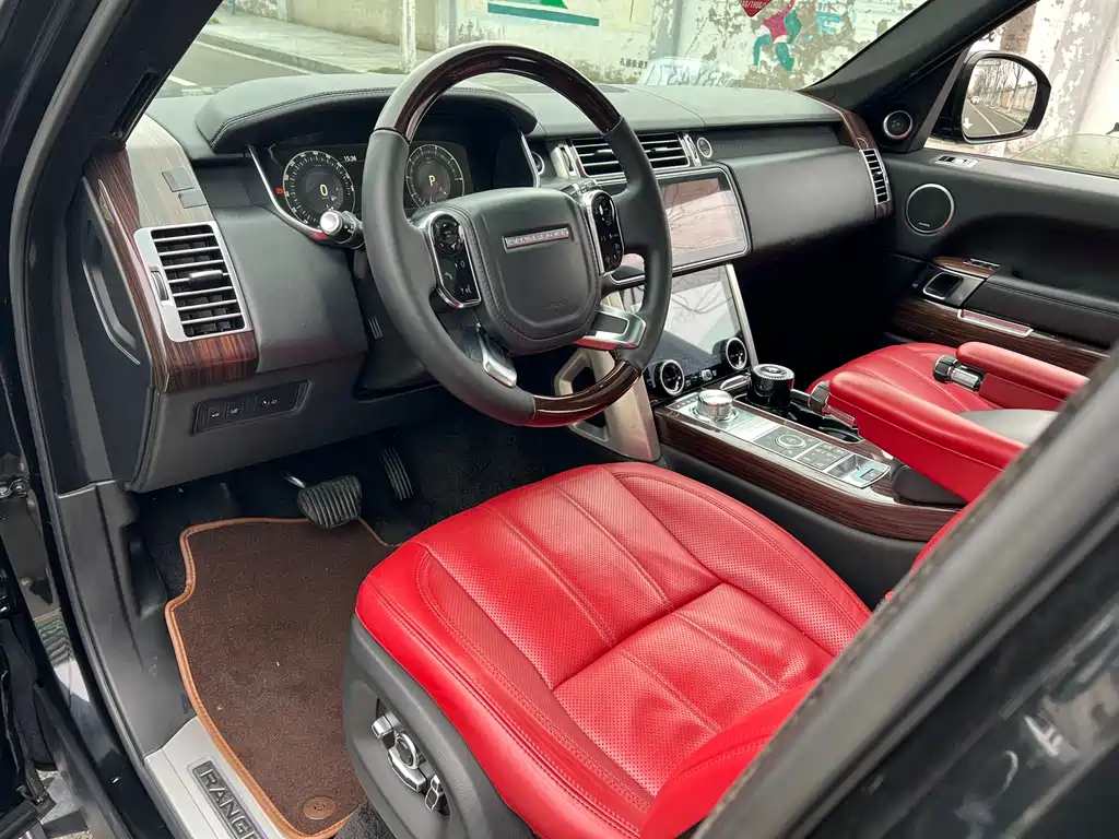 LAND ROVER RANGE ROVER