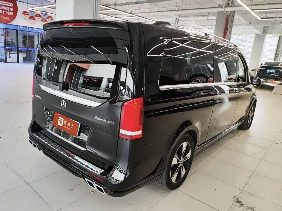Mercedes-Benz V-Class — миниатюра 4