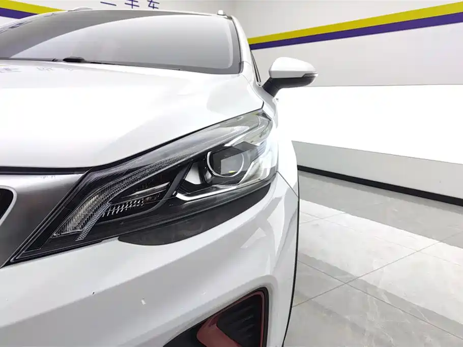 GEELY AUTOMOBILE EMGRAND GS