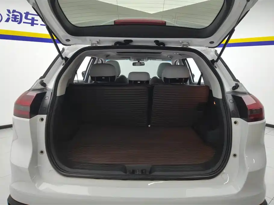 GEELY AUTOMOBILE BOYUE