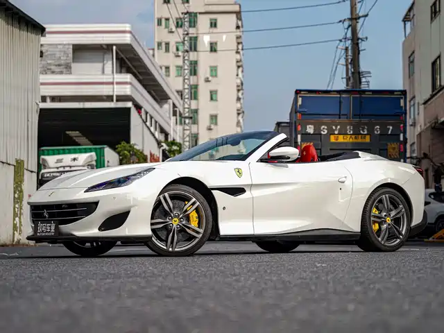 FERRARI PORTOFINO 2019