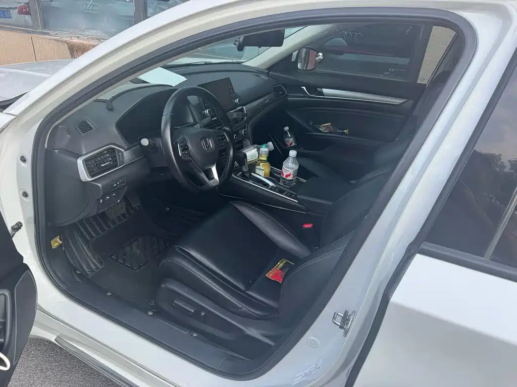 Honda Accord — миниатюра 4