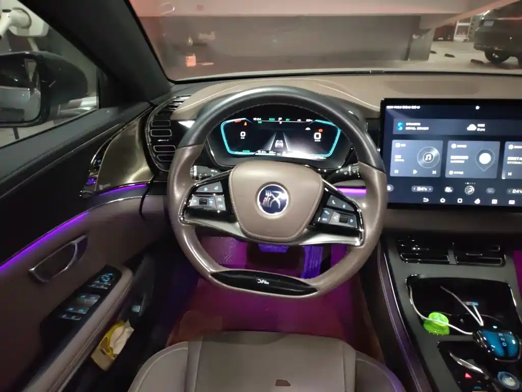 BYD Han — миниатюра 6