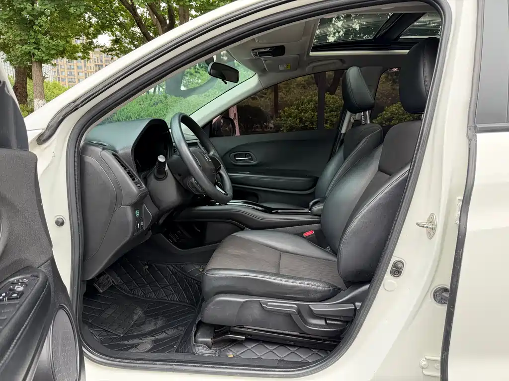 Honda Vezel 2020 1.5L CVT