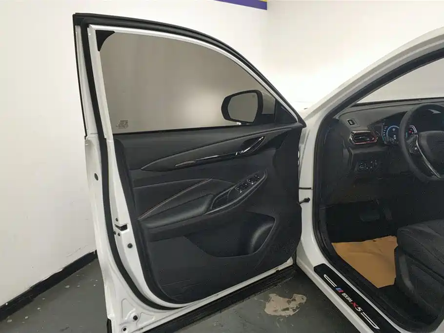 CHANGAN CHANGAN AUCHAN X5