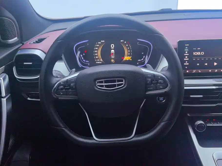 Geely Binyue — миниатюра 14