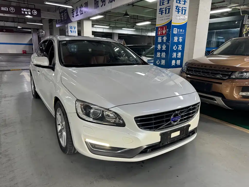 Volvo V60 2014