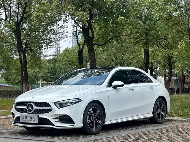 MERCEDES-BENZ A CLASS 2023