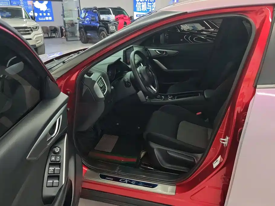 Mazda CX-4 — миниатюра 9