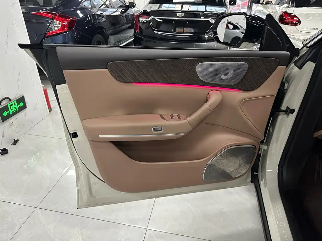 Leapmotor Leapmotor C11 — миниатюра 23