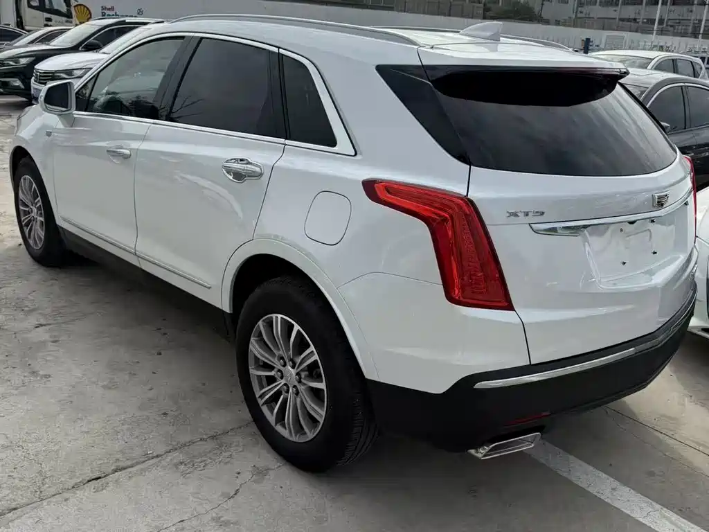 Cadillac XT5 — миниатюра 9