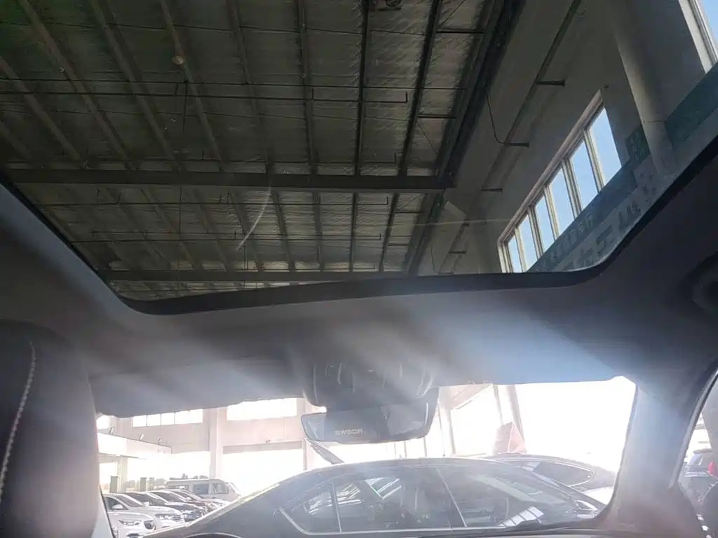 Roewe RX5 — миниатюра 18